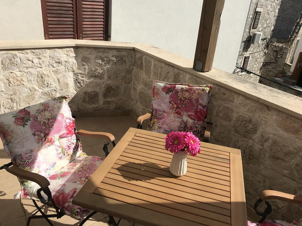 Apartman Toni Tribalj Kültér fotó